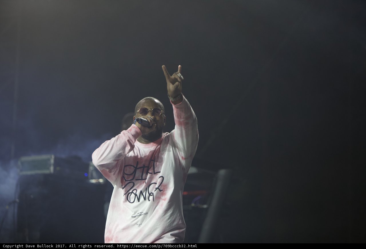 Pink Shirted Performer Gets the Crowd Going