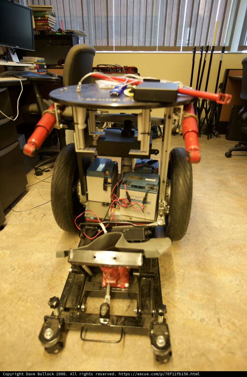 Mini Robot on Wheels