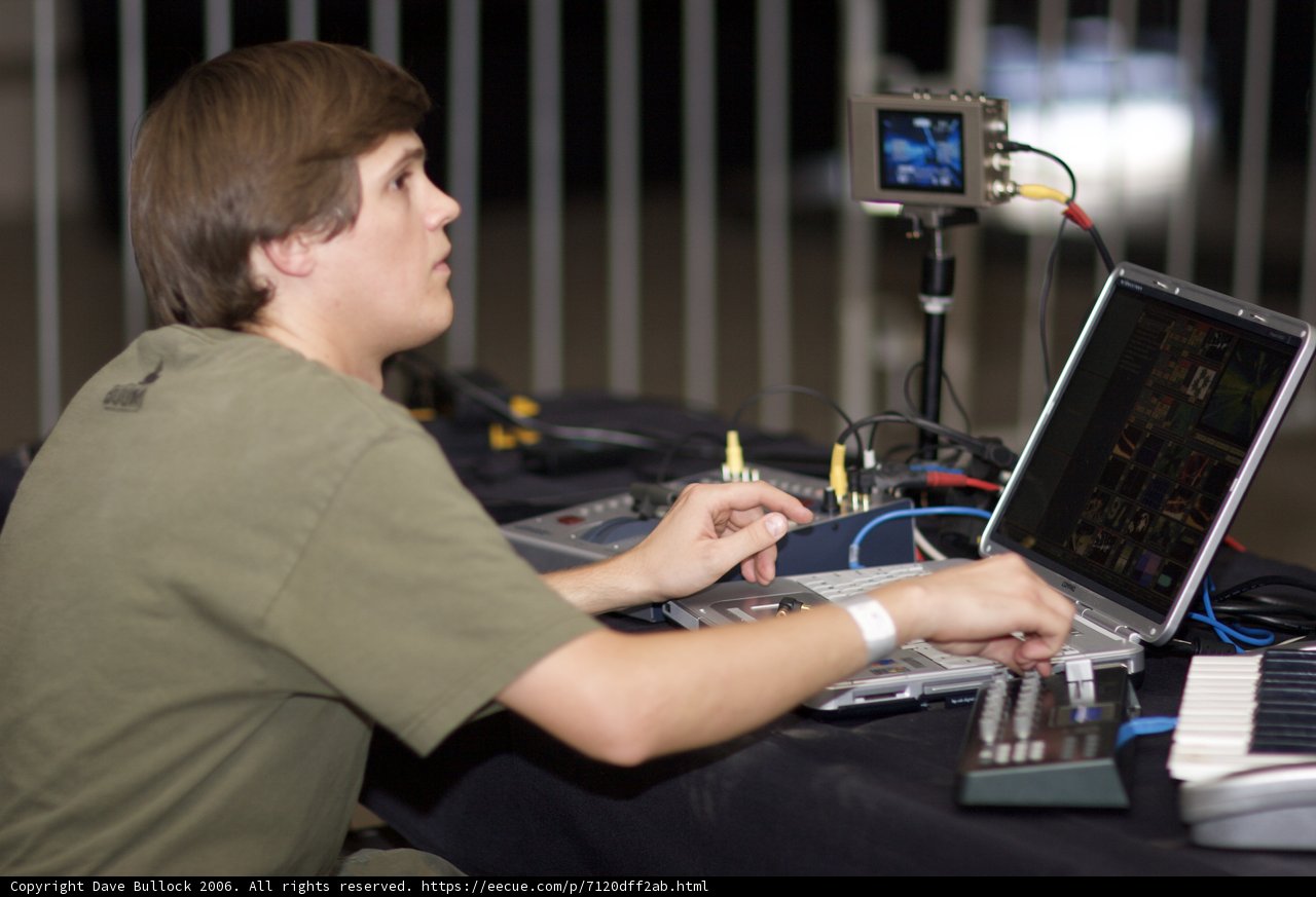 Laptop Workstation