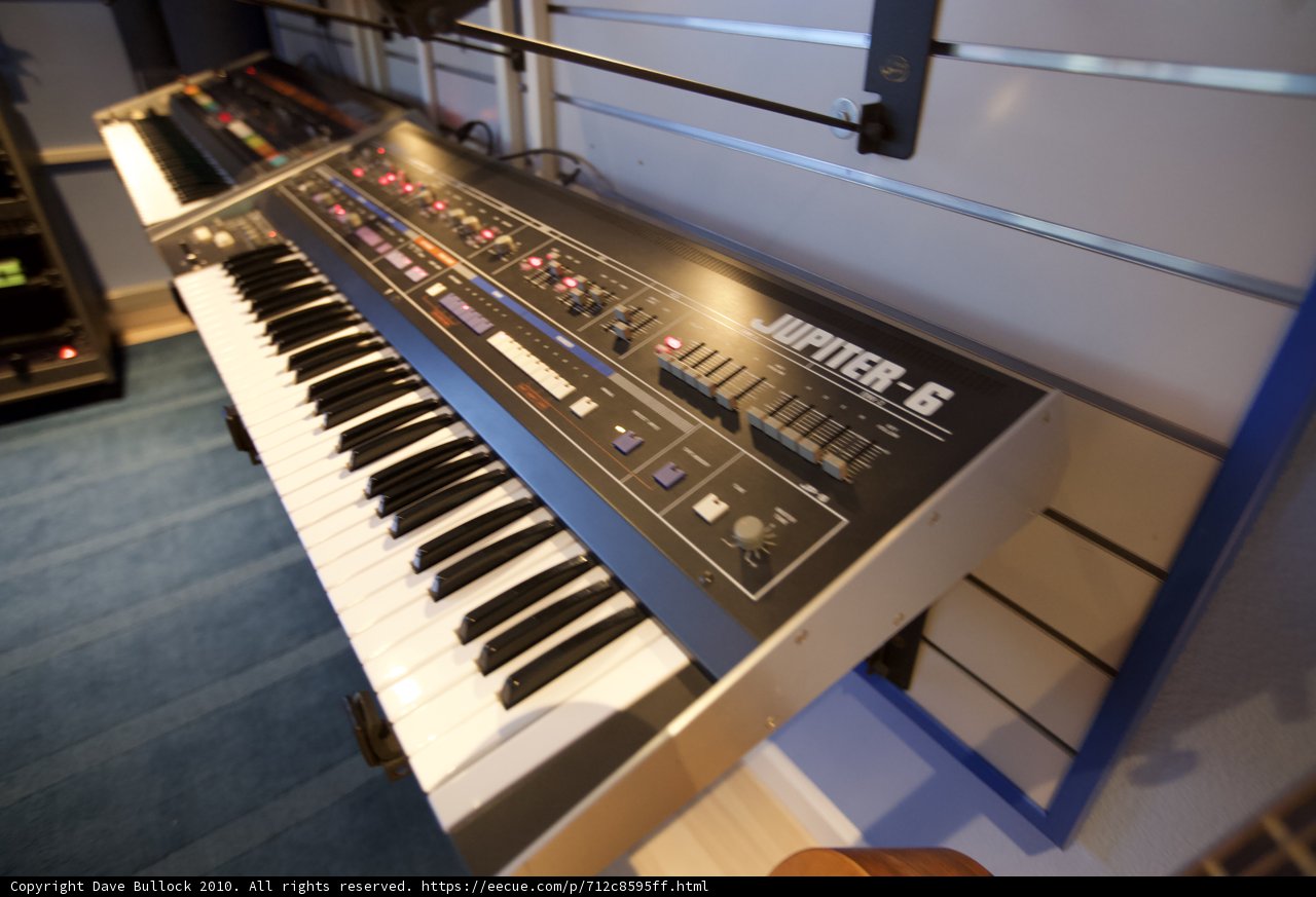 The Grand Piano's Companion