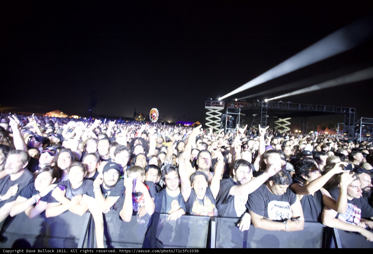 Big Four Festival Crowd Goes Wild for Robin Schulz