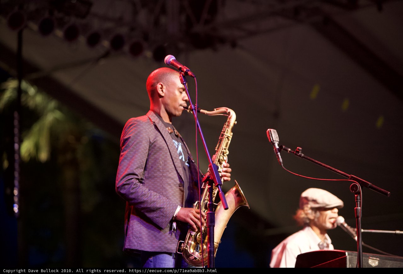 Saxophonist brings the house down at Coachella