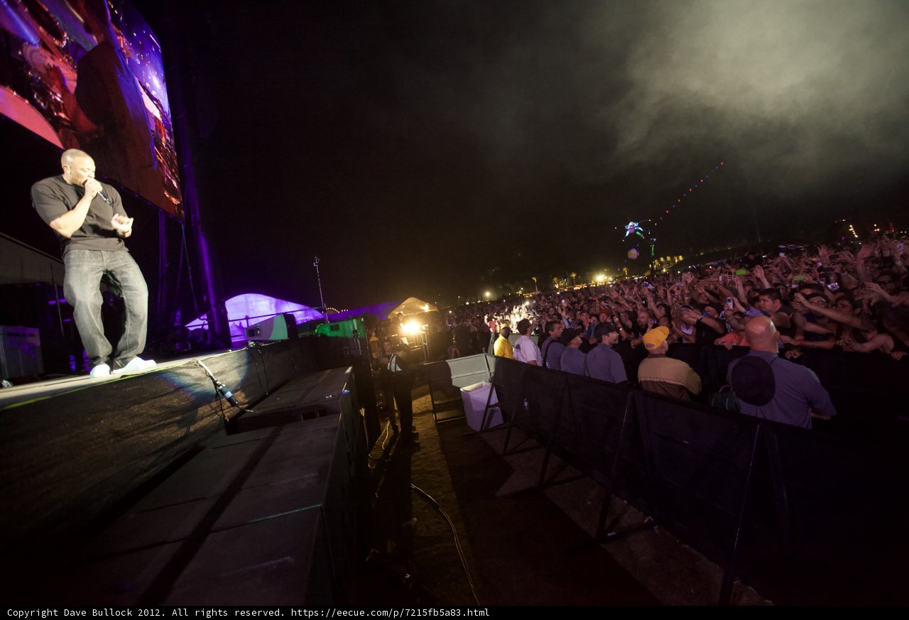 Dr. Dre rocks Coachella stage