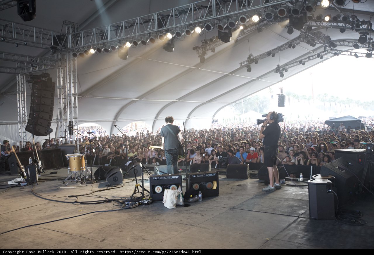 The Crowd Goes Wild