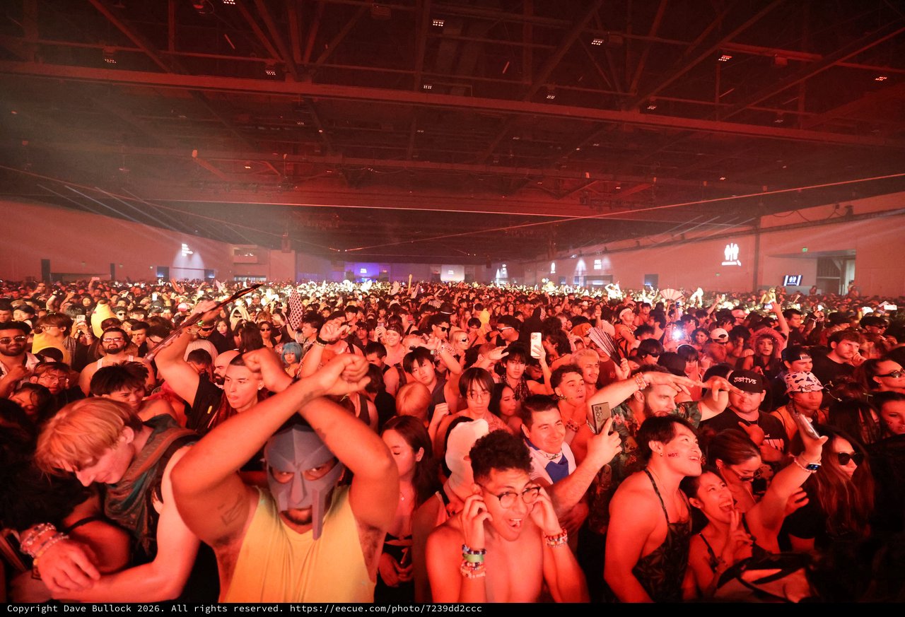 Massive Crowd Surges at Wobbleland 2026 Festival