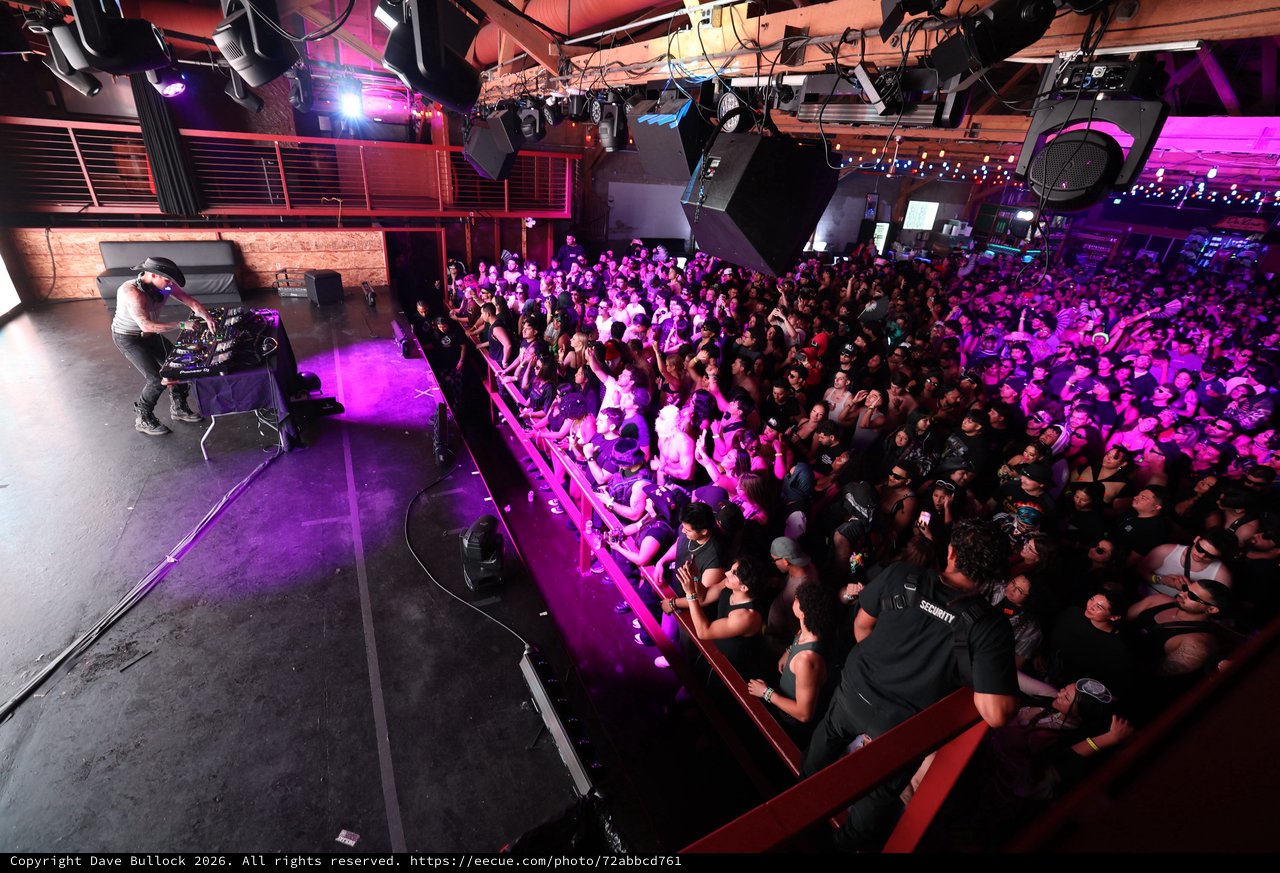 Packed Crowd Surges at Wobbleland 2026 Festival