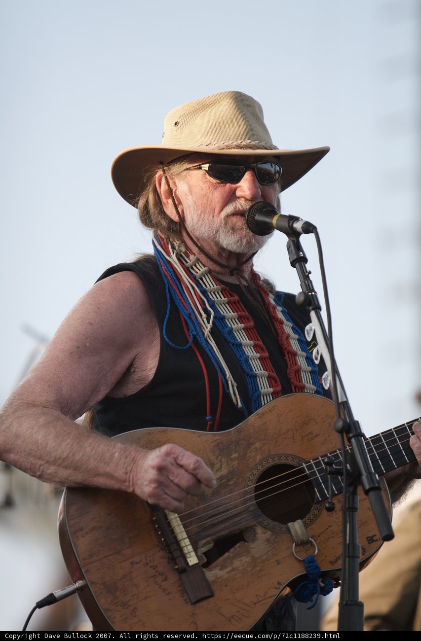 Willie Nelson's Acoustic Serenade