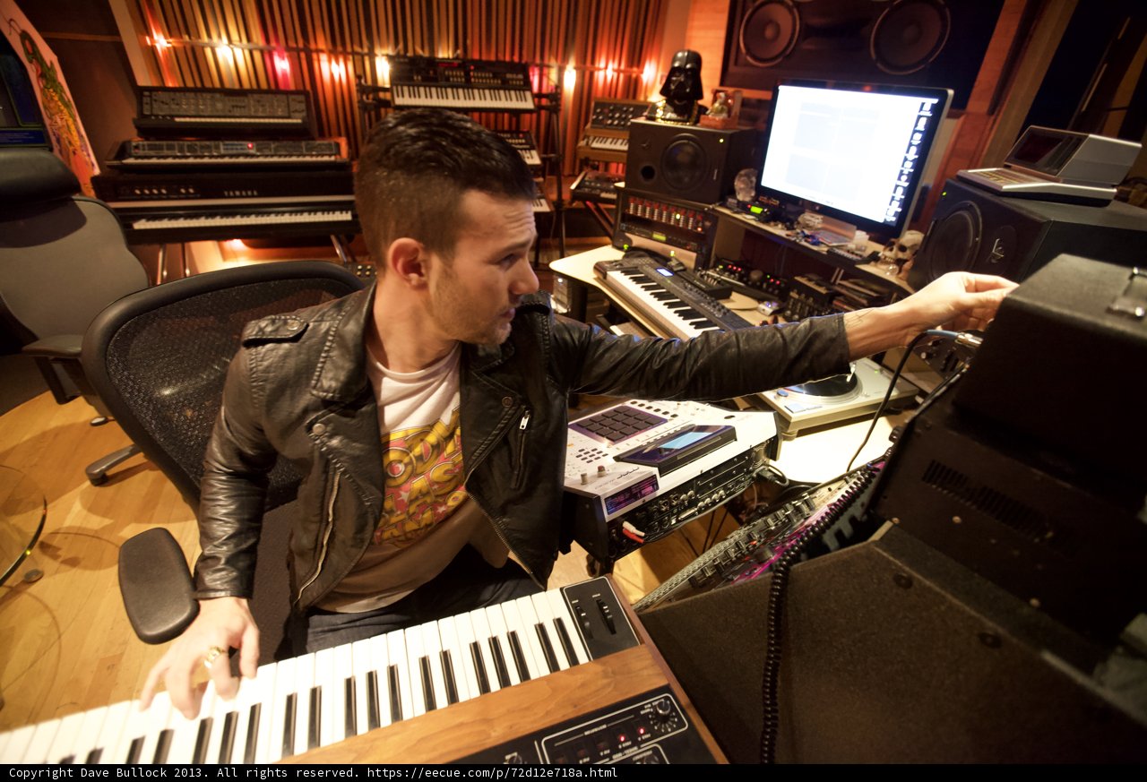 Electronic Keyboard Wizard
