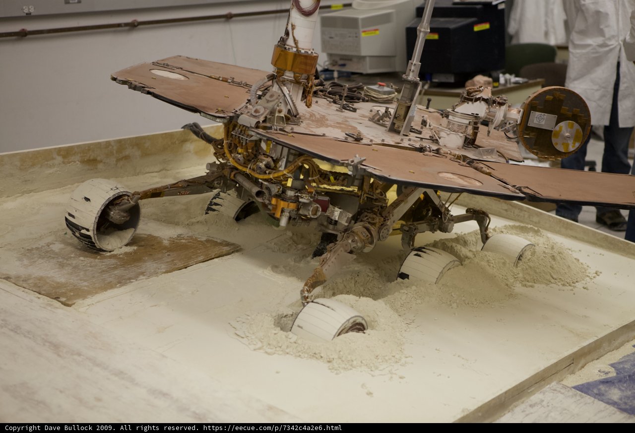 Building a Model Rover on Plywood Table