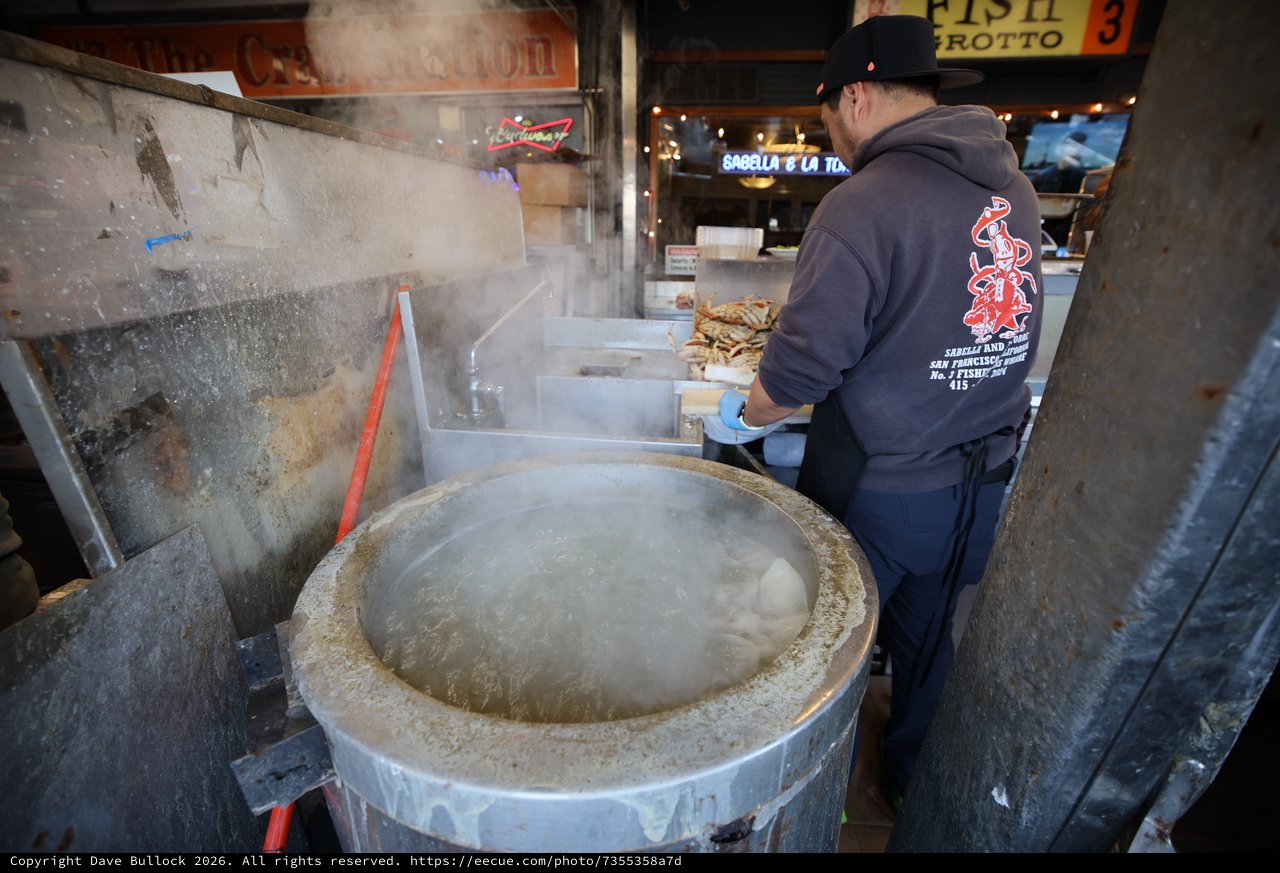 Traditional Crab Cooking at Fisherman's Wharf Market