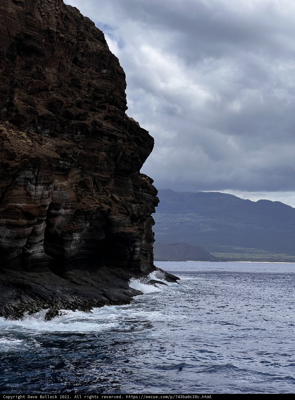 Majestic Cliff in Alalakeiki Channel