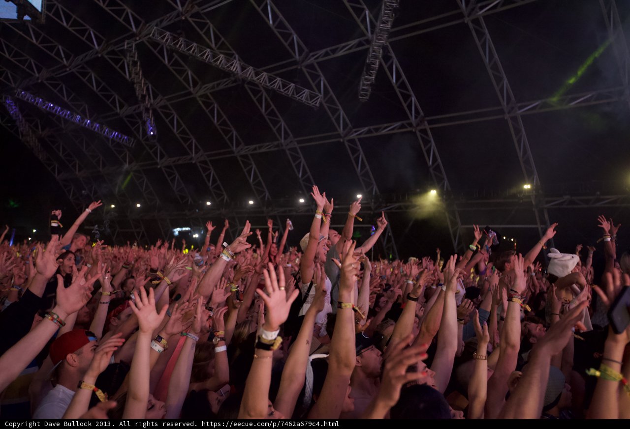 Raise Your Hands, Coachella!