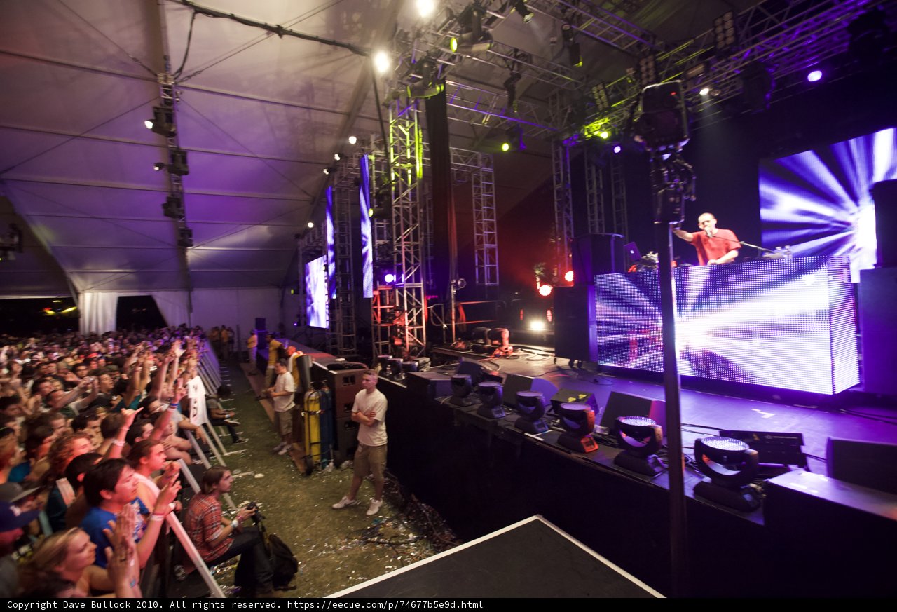 DJ Takes the Stage at Coachella 2010