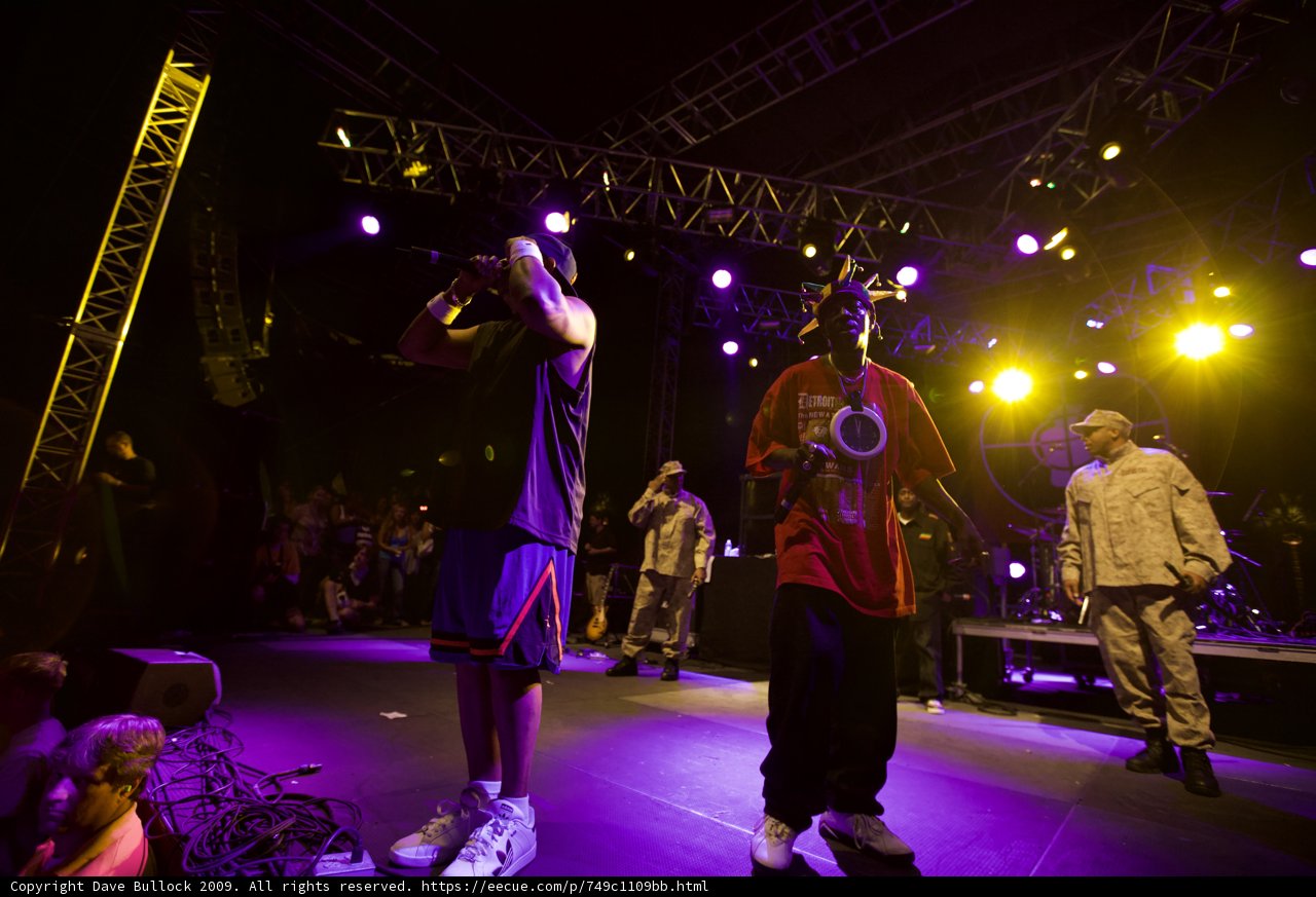 Flavor Flav lights up Coachella stage