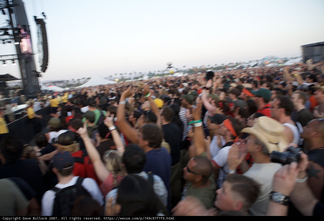 Blue Sky and a Sea of Fans at Coachella Sunday