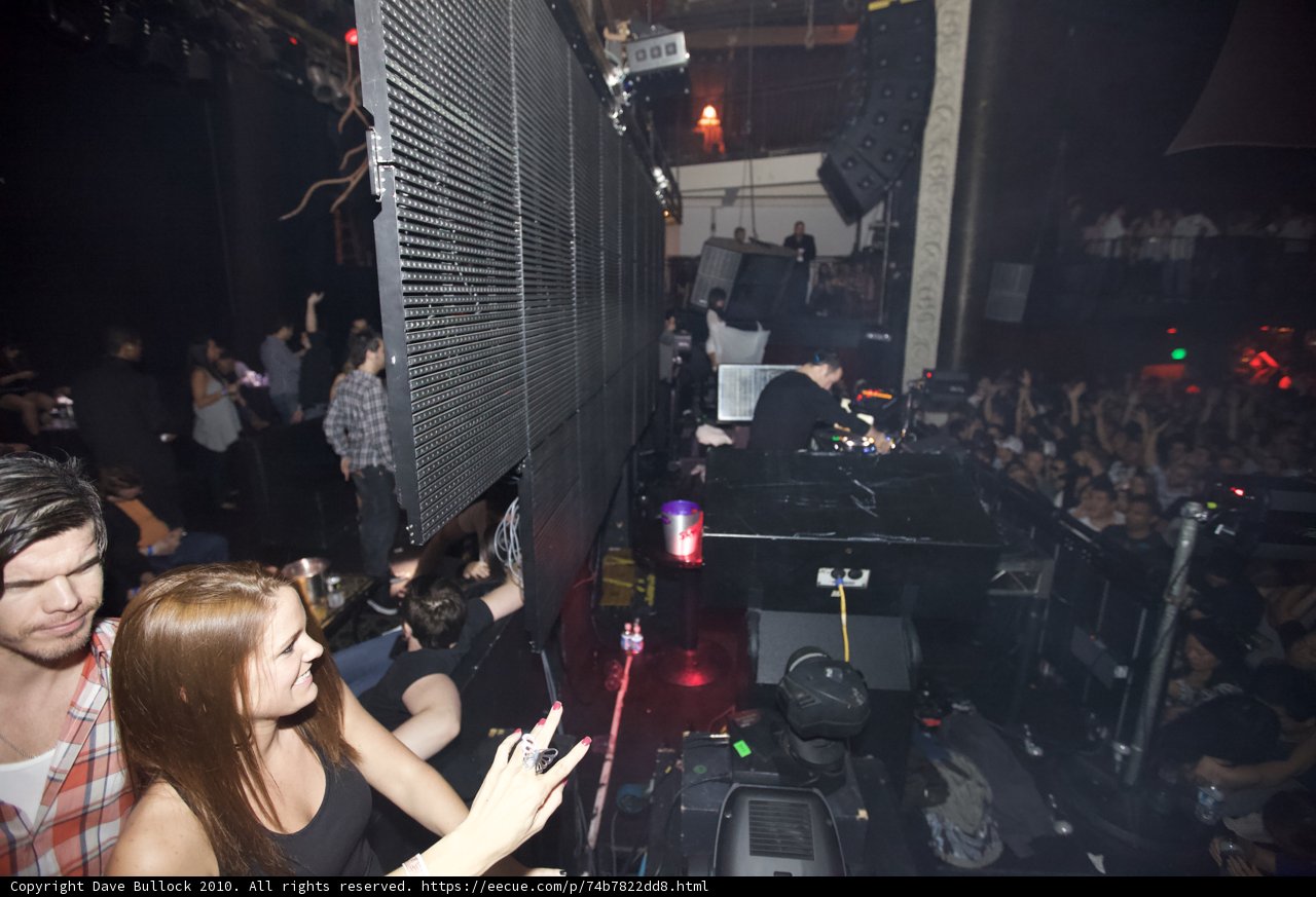 Sasha brings down the house at Sierra Madre nightclub