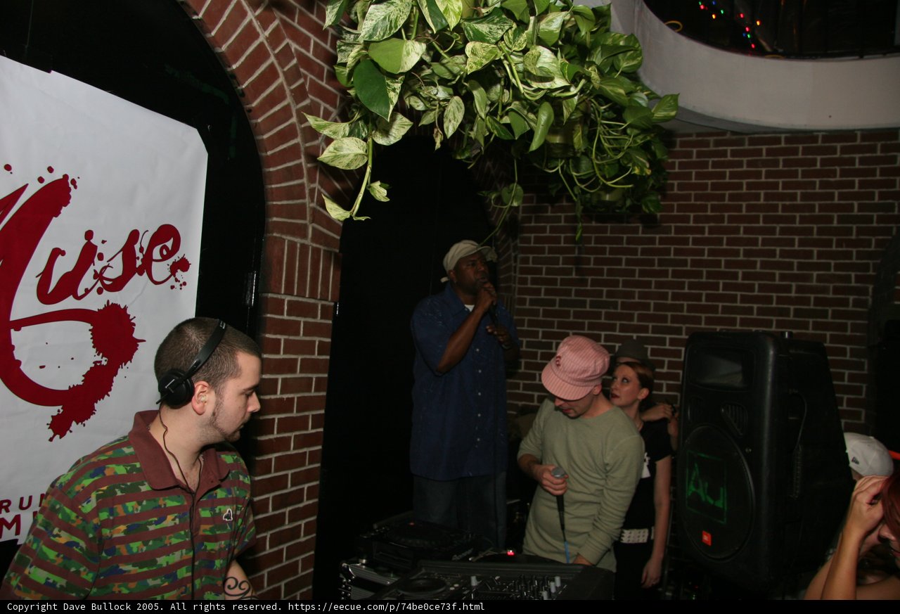 Urban Music Pub with Steve J