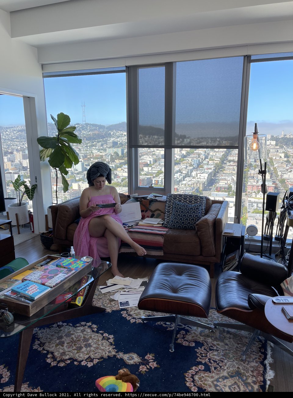 Relaxing in a Blue Sky Living Room