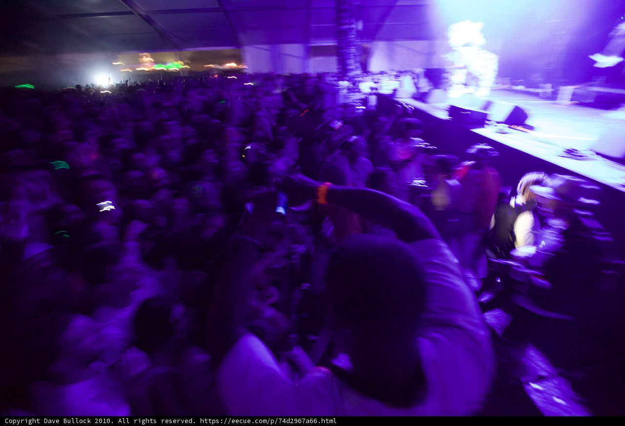 A Night of Urban Fun at the Coachella Night Club