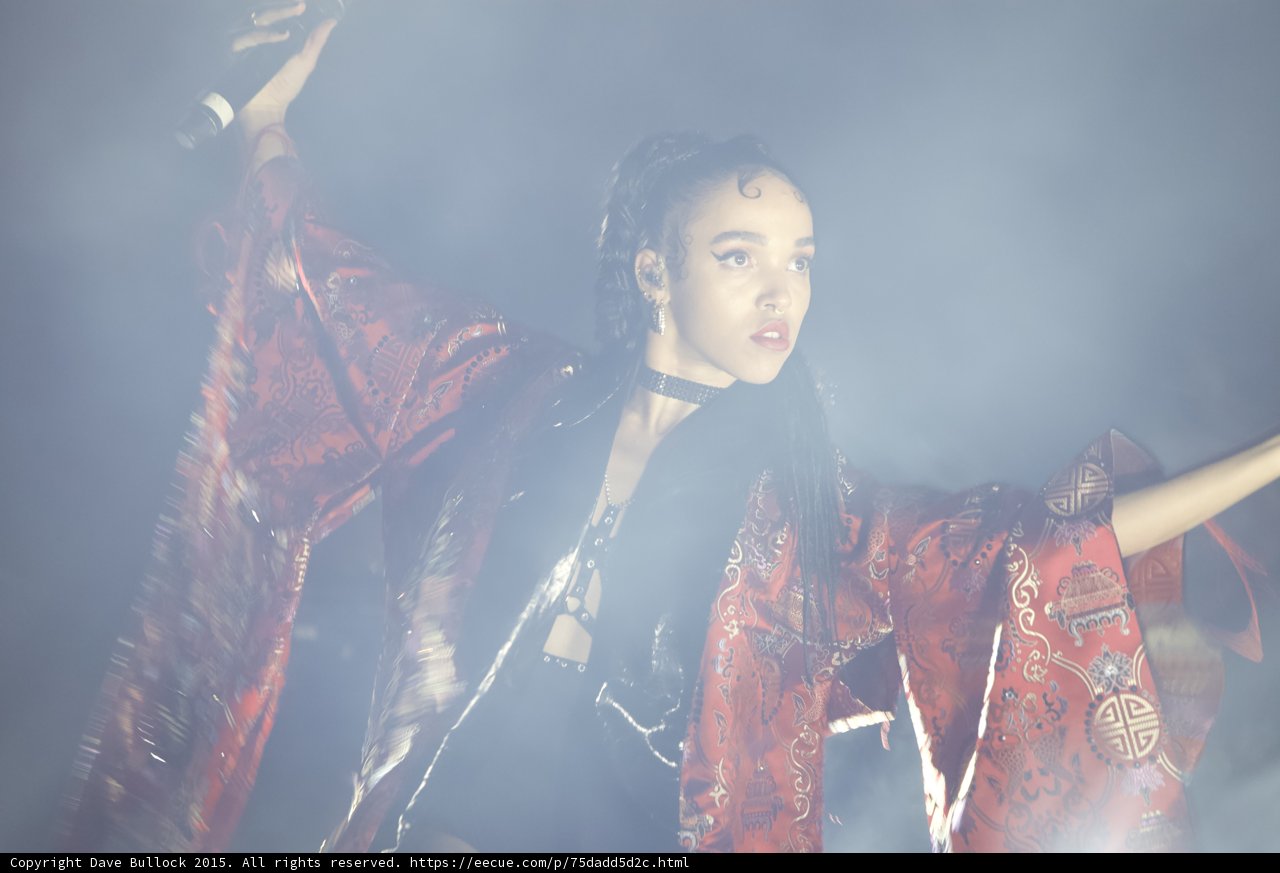 FKA twigs Portrait Arms Spread Motion Blur Sleeves Baby Hairs Black Choker Red Brocade Kimono Sharp Focus Face