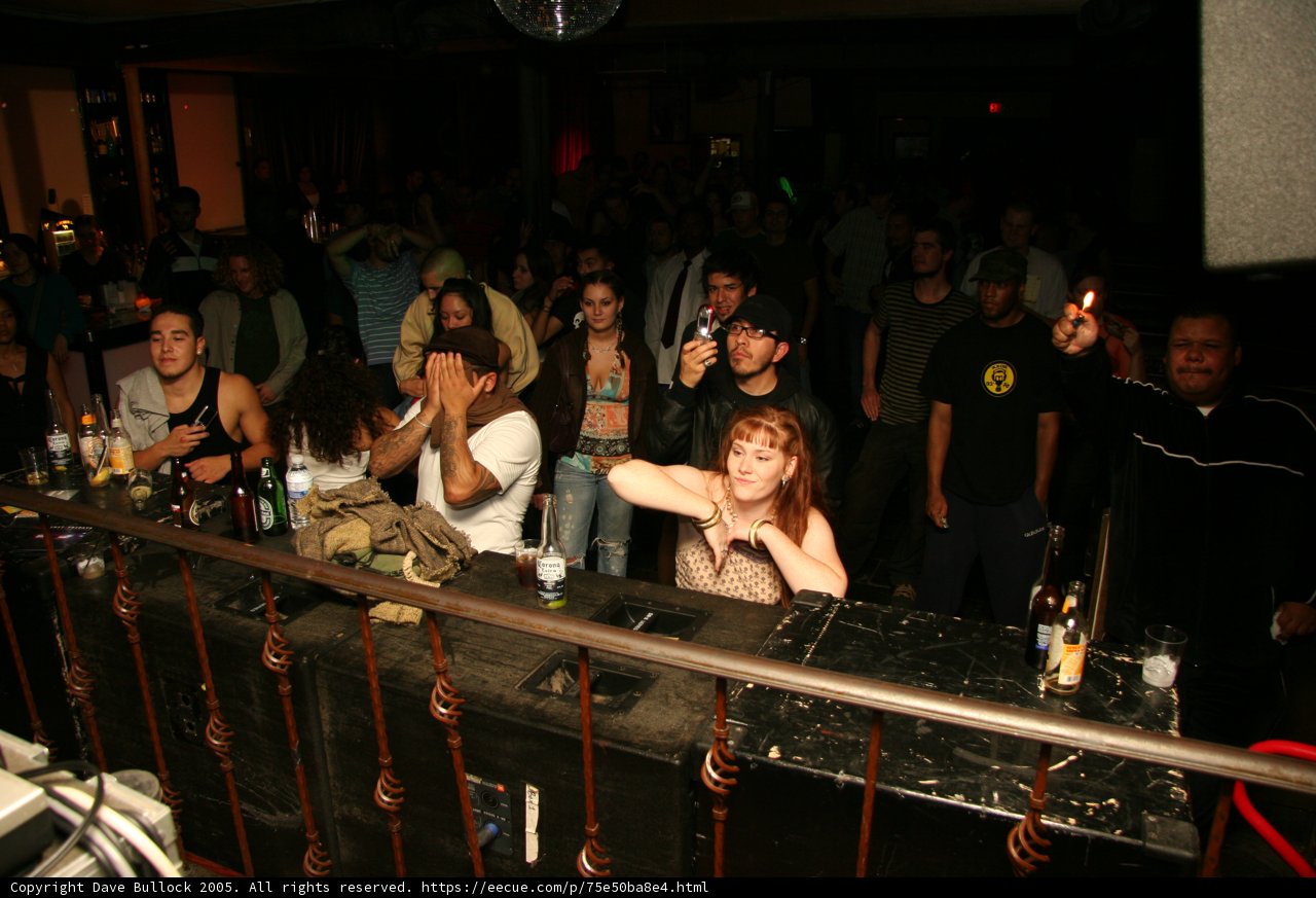 High-spirited Nightlife at the Urban Bar