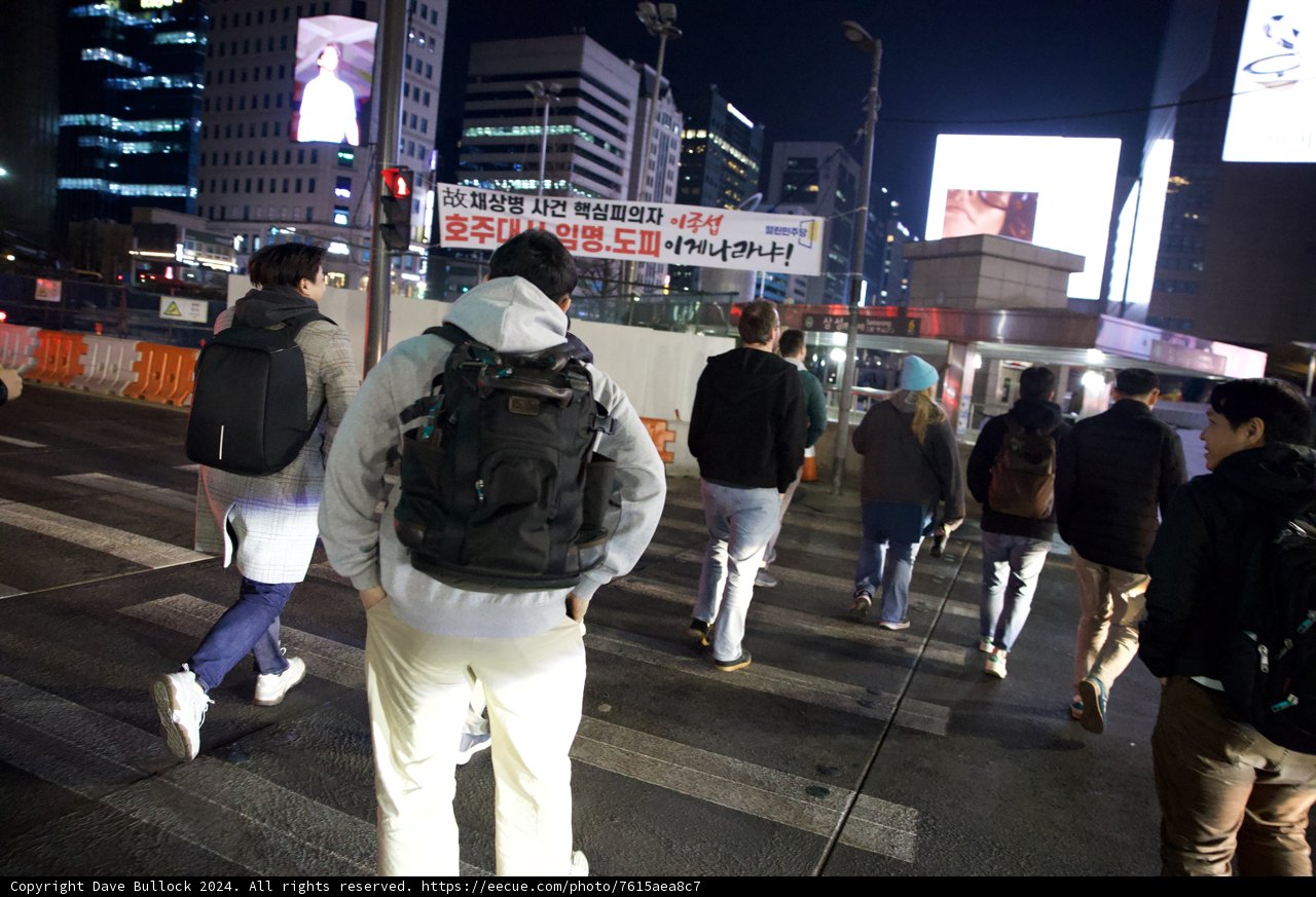 A Midnight Stroll in Seoul