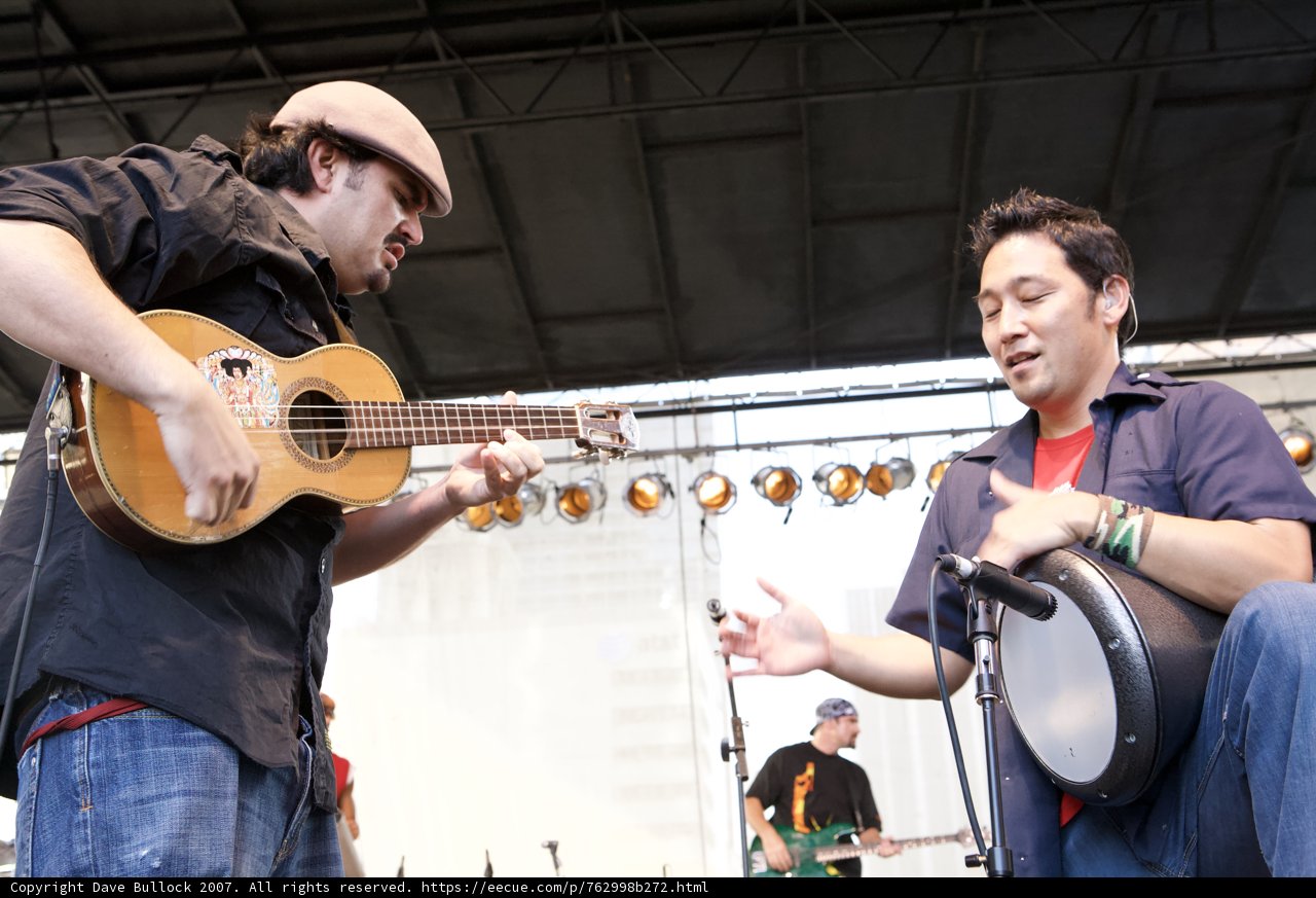 Grooving with the Ozomatli
