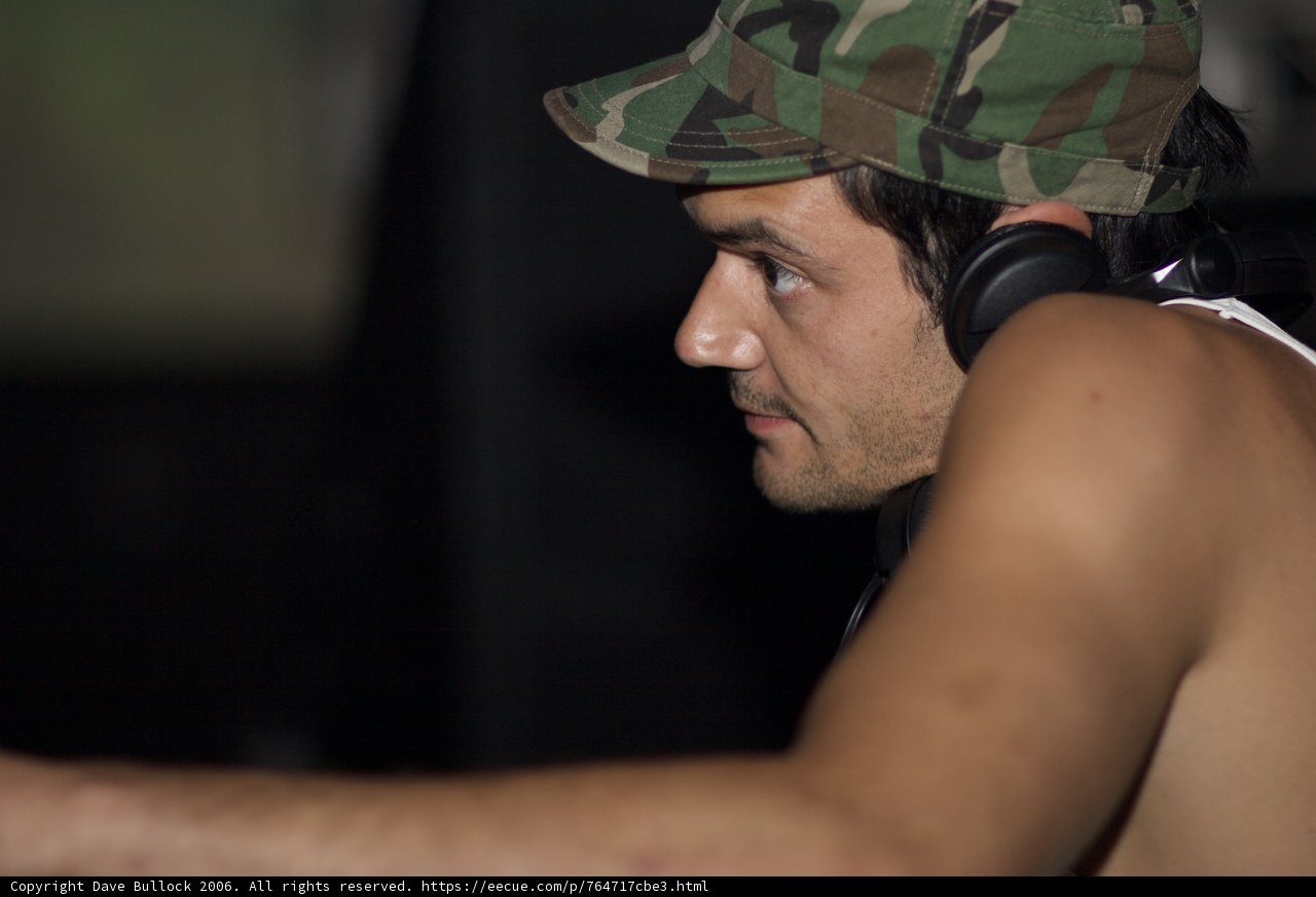 Grooving with Funktion Shimon