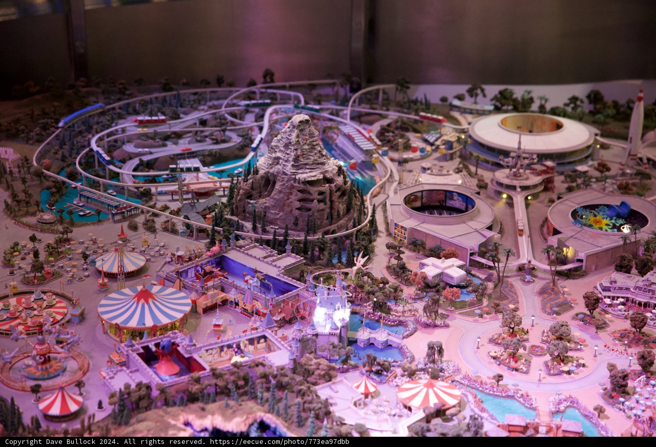 Miniature Wonderland: Roller Coaster Edition