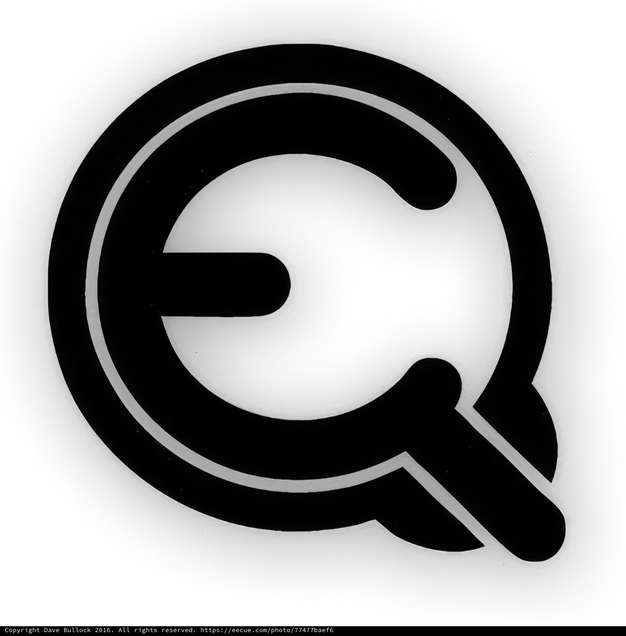 Q Logo