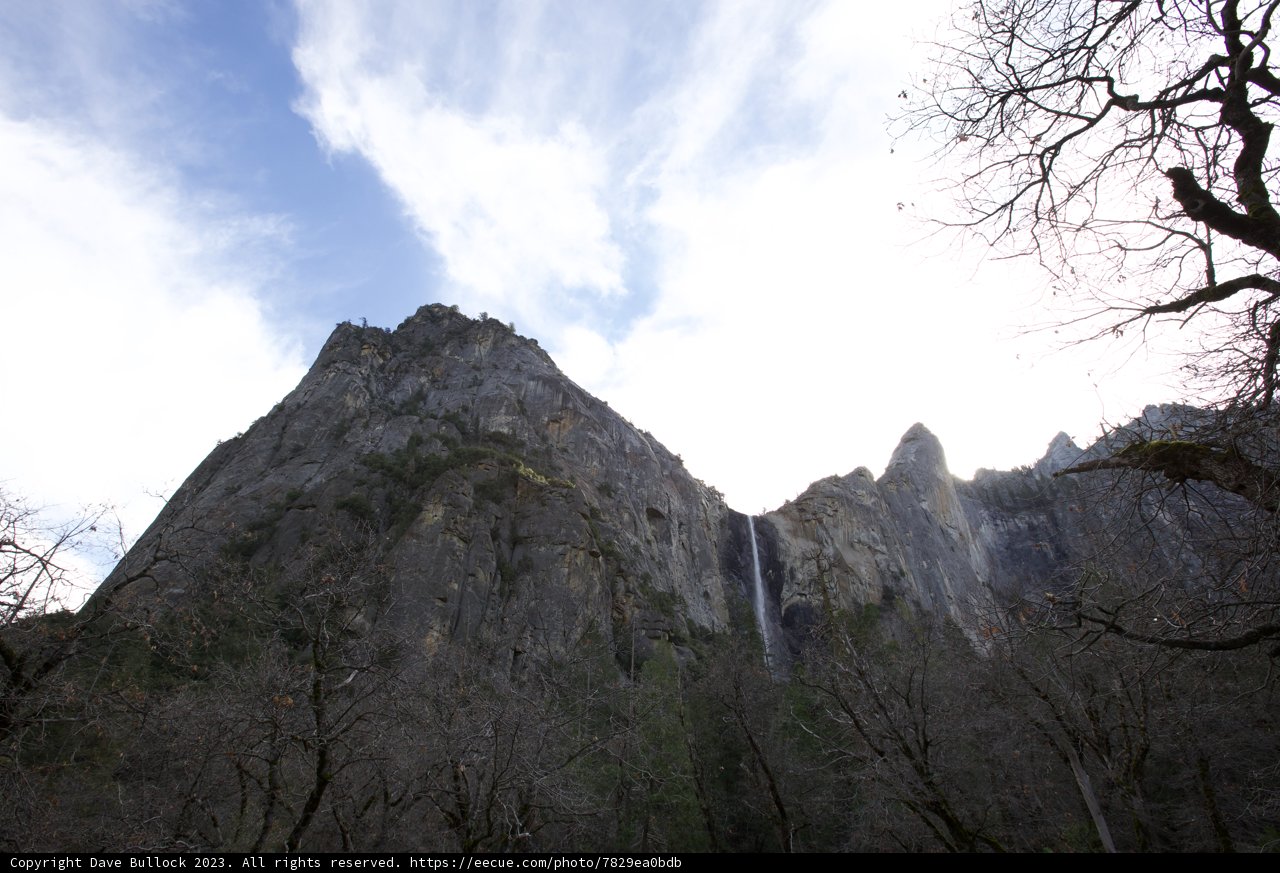 Majestic Mountain Vista in Yosemite, 2023