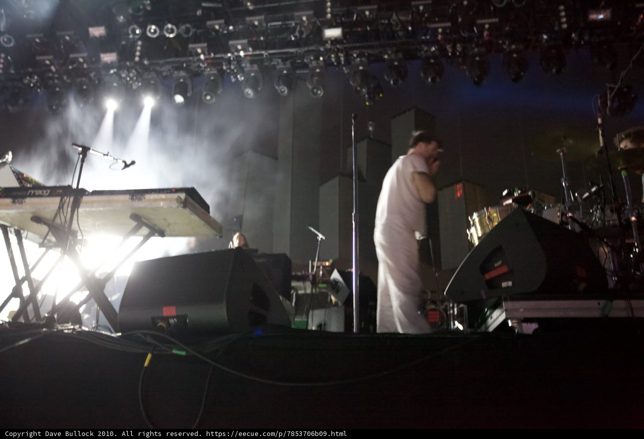 White-Keyed Entertainer at Cochella 2010