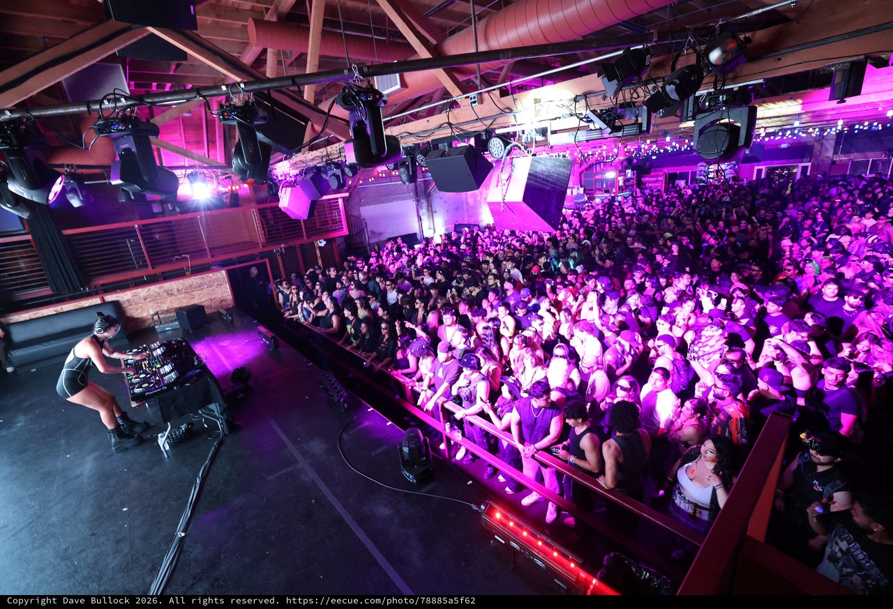 DJ Ignites Packed Crowd at Wobbleland 2026