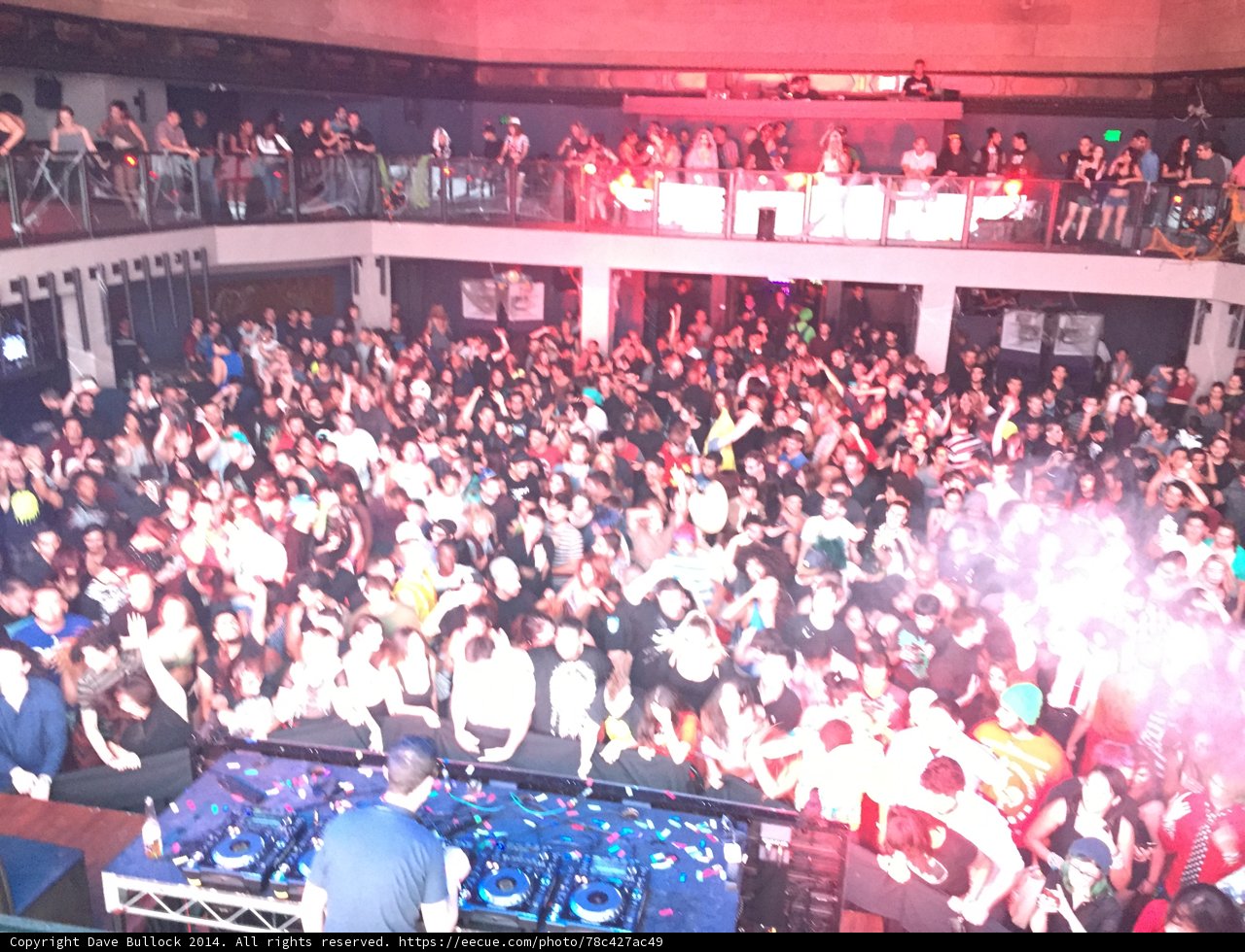 Nightclub Jamming