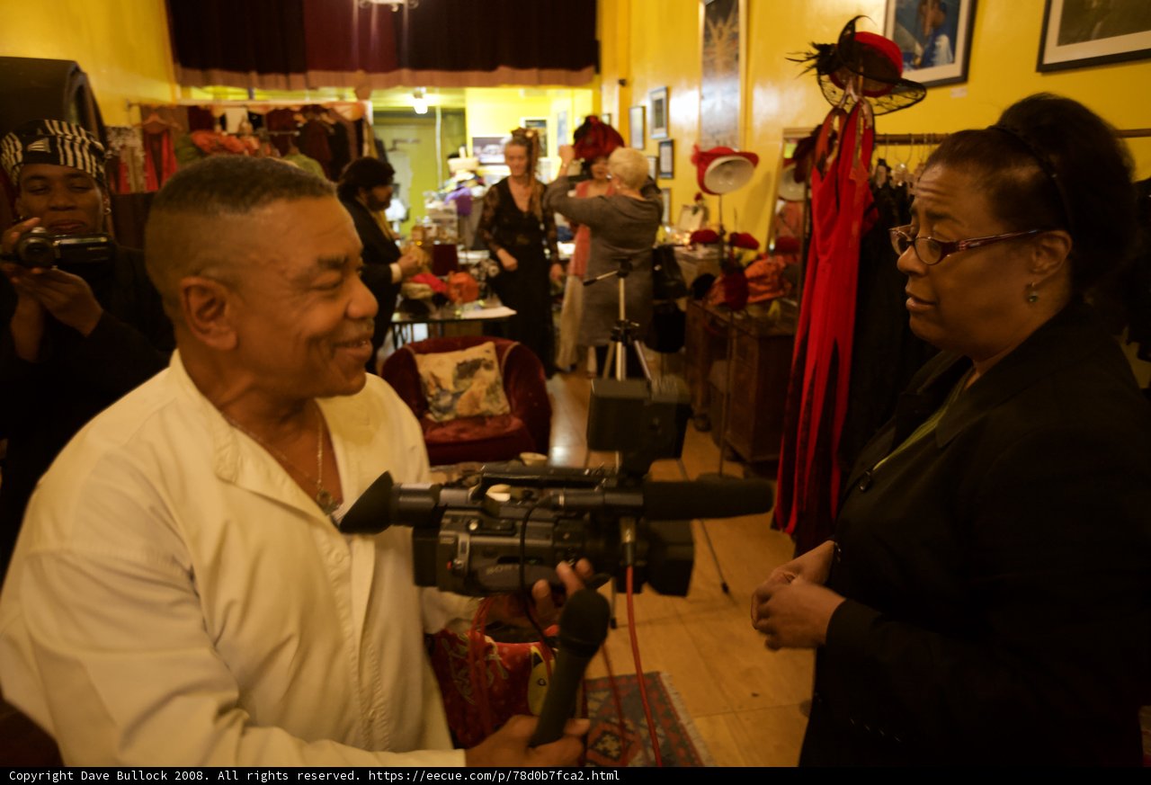 A Chat Between Shoppers