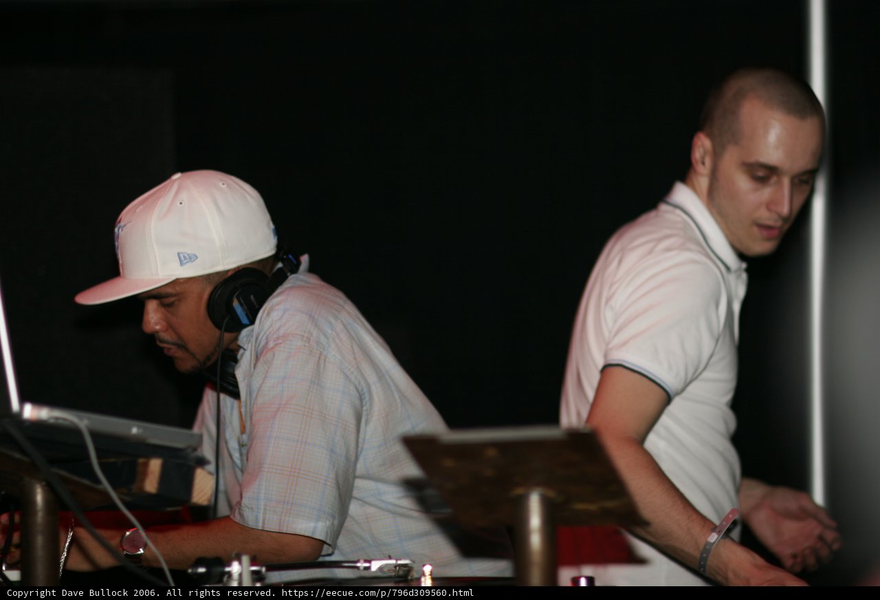 DJ Craze Gets in the Groove