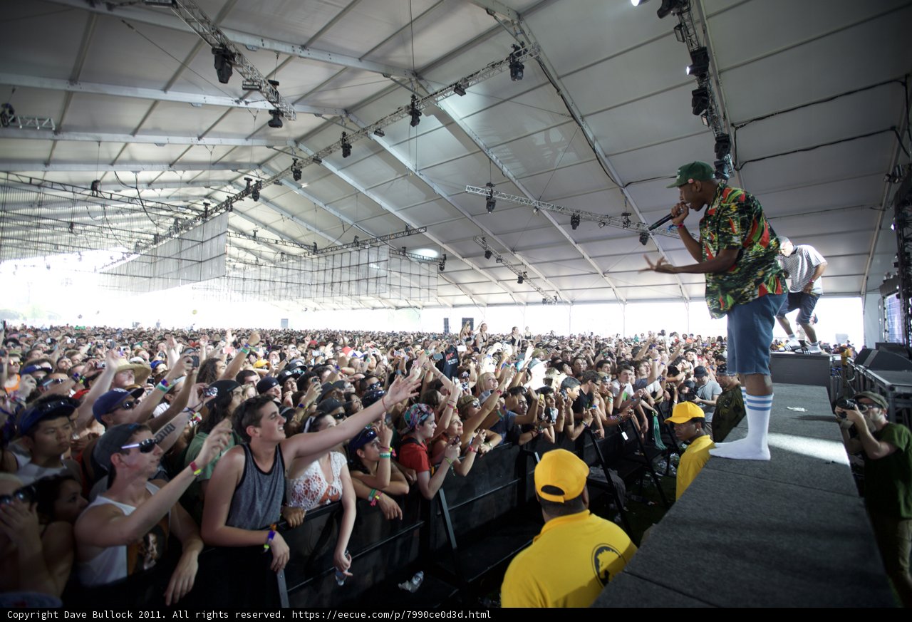 Yan Zibei Rocks Coachella 2011