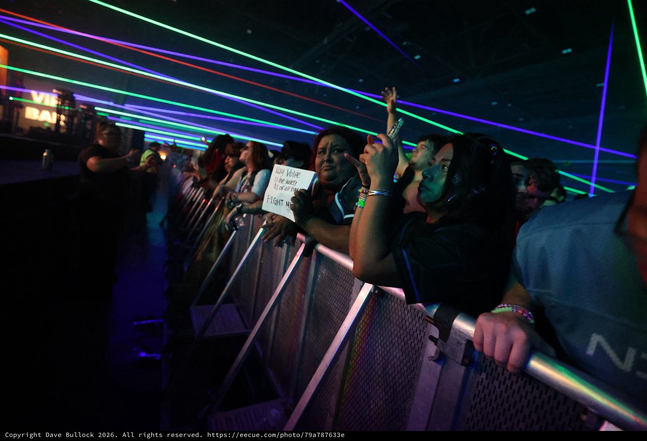 Front Row Fans Electrified at Wobbleland Festival 2026