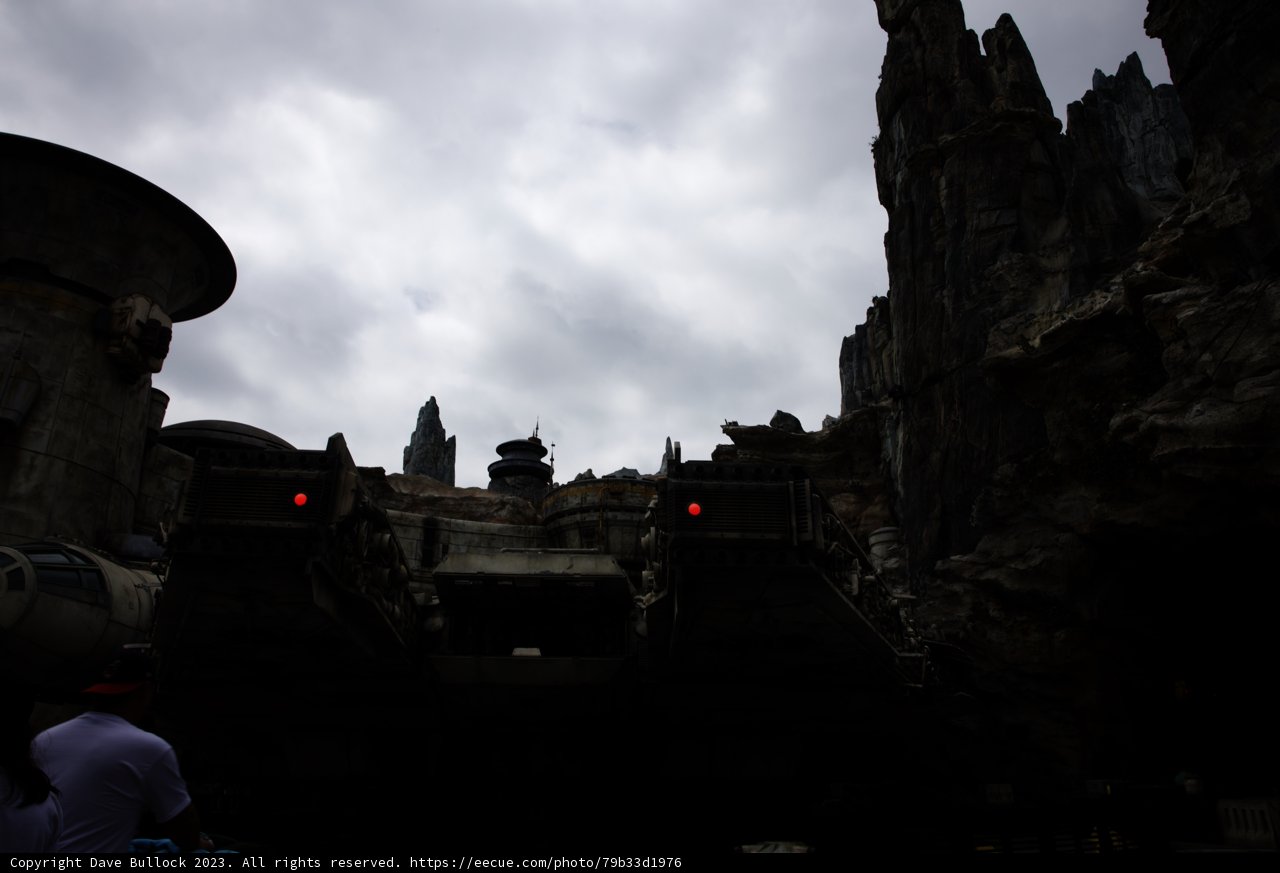 Exploring Star Wars Land at Disneyland 2023