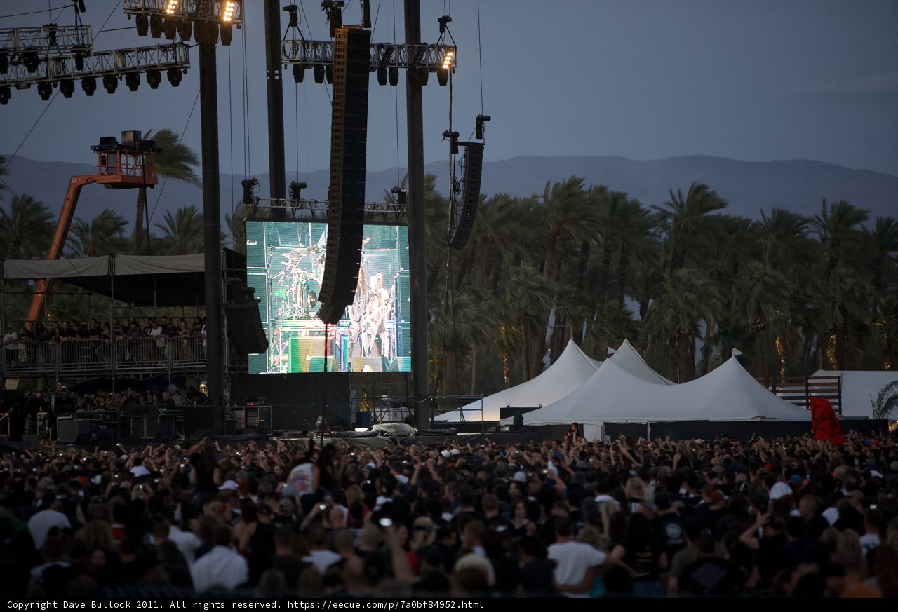 A Sea of Fans at the Big Four Festival