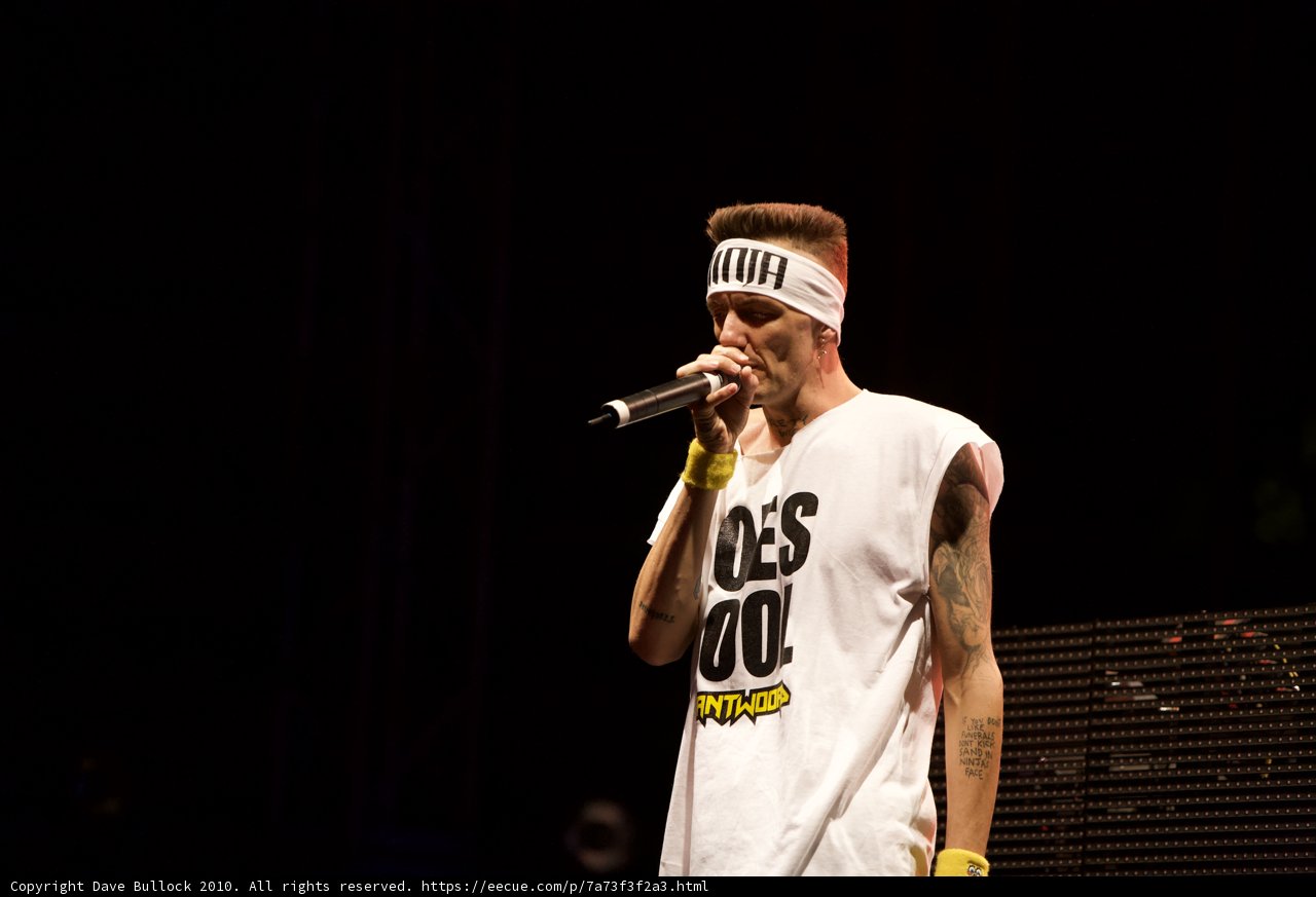 Capital Bra Rocks The Stage