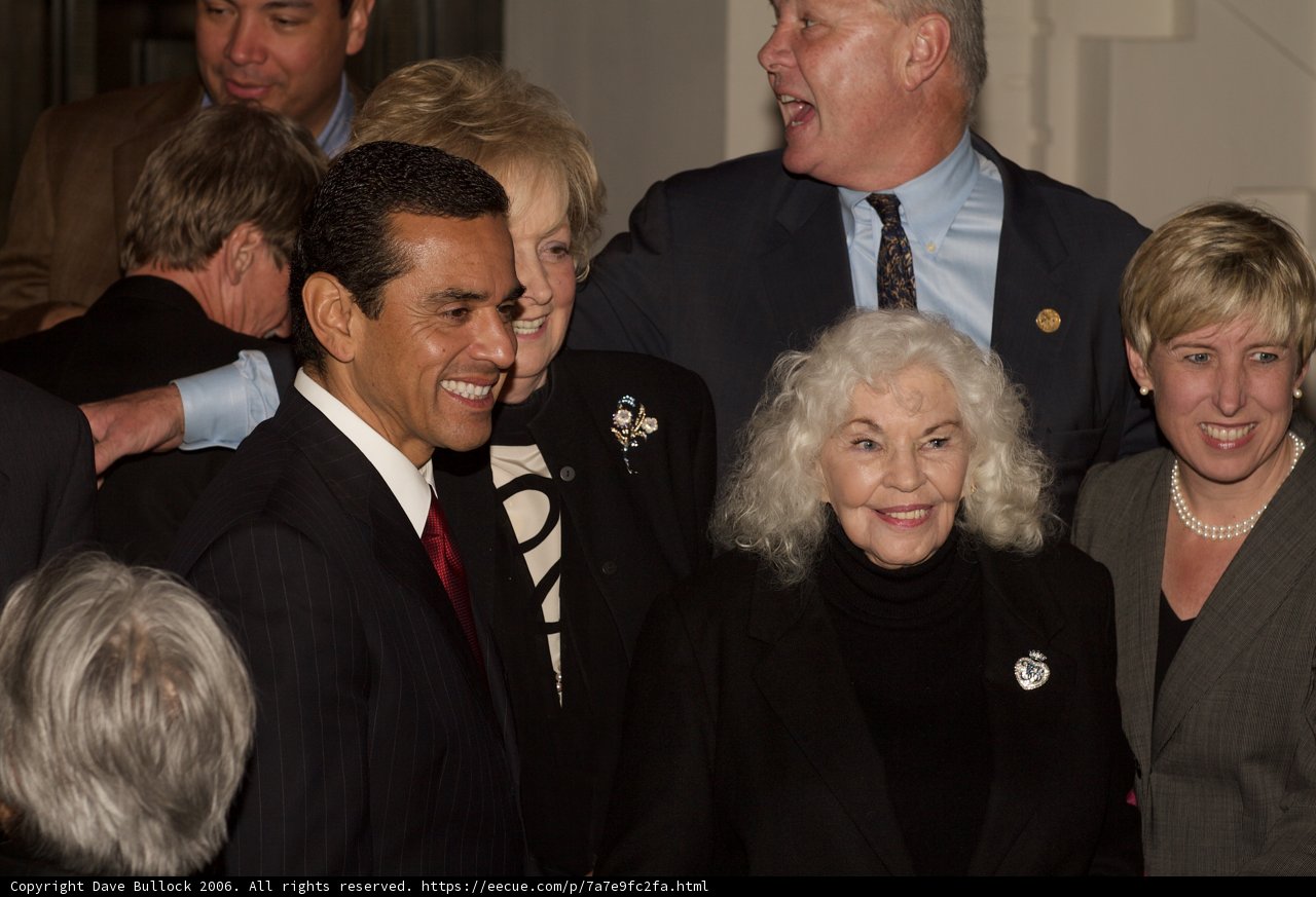 Political Figures Gather for Event