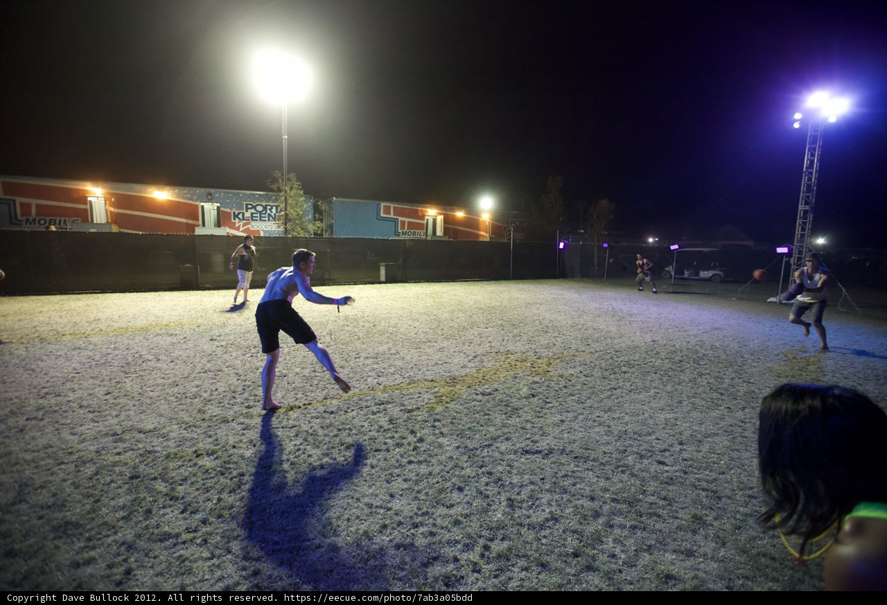 Snowy Frisbee Fun