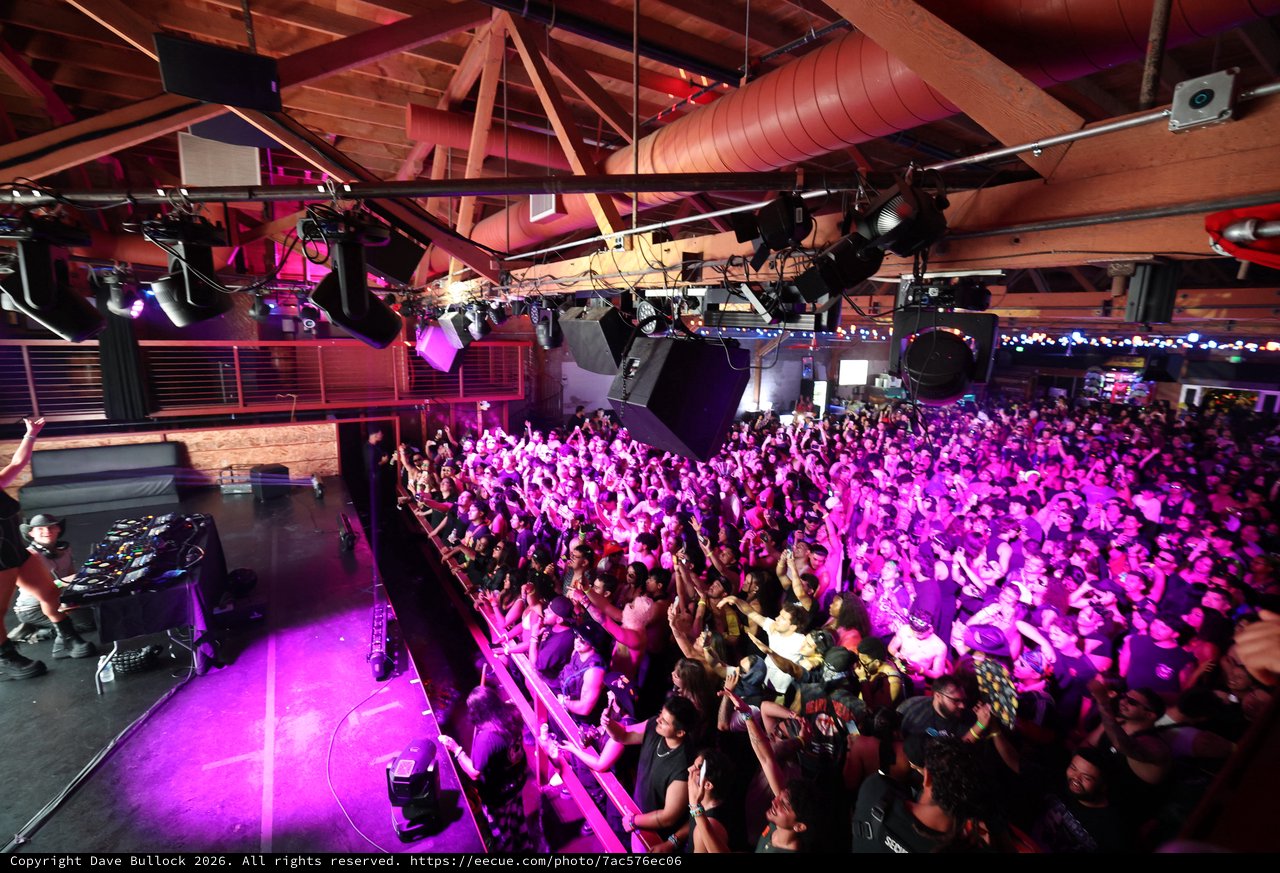 Massive Crowd Electrified at Wobbleland 2026 Festival