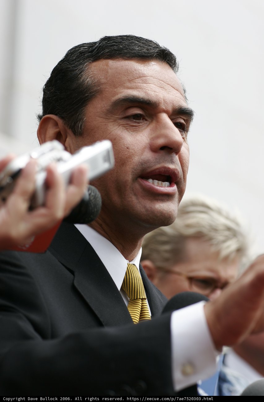Antonio Villaraigosa Addresses School Walkout Rally
