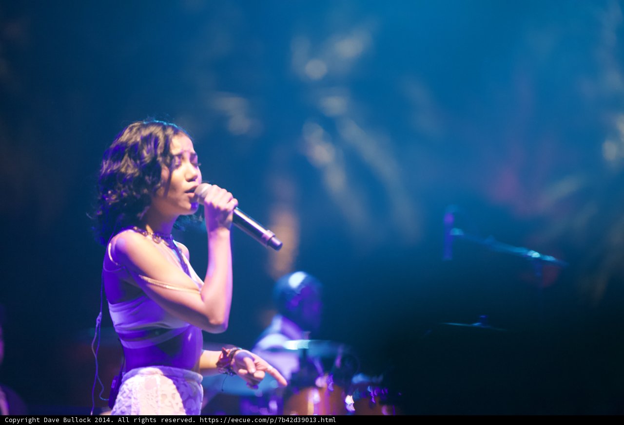 Jhené Aiko Rocks the Stage at Coachella 2014