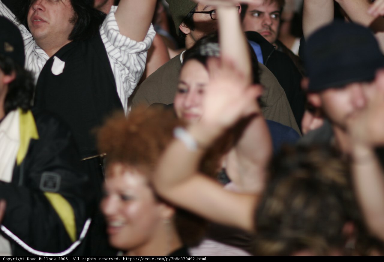 Funktion Viram Concert Crowd