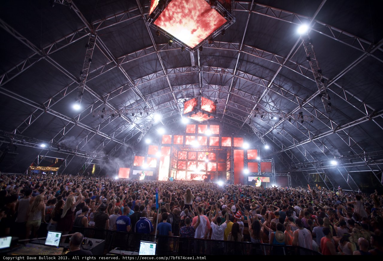 Rockin' the Crowd