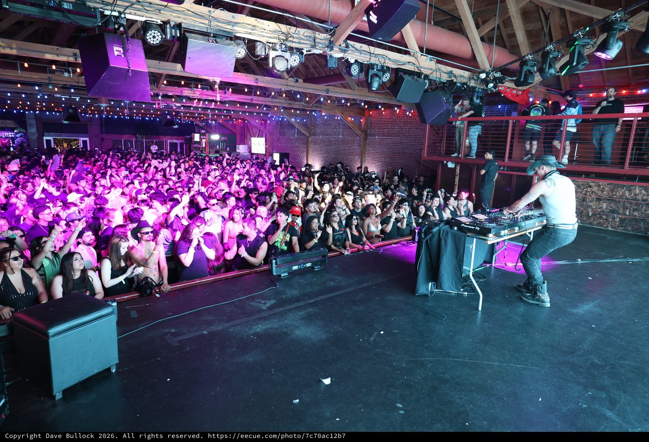 DJ Ignites Packed Crowd at Wobbleland 2026