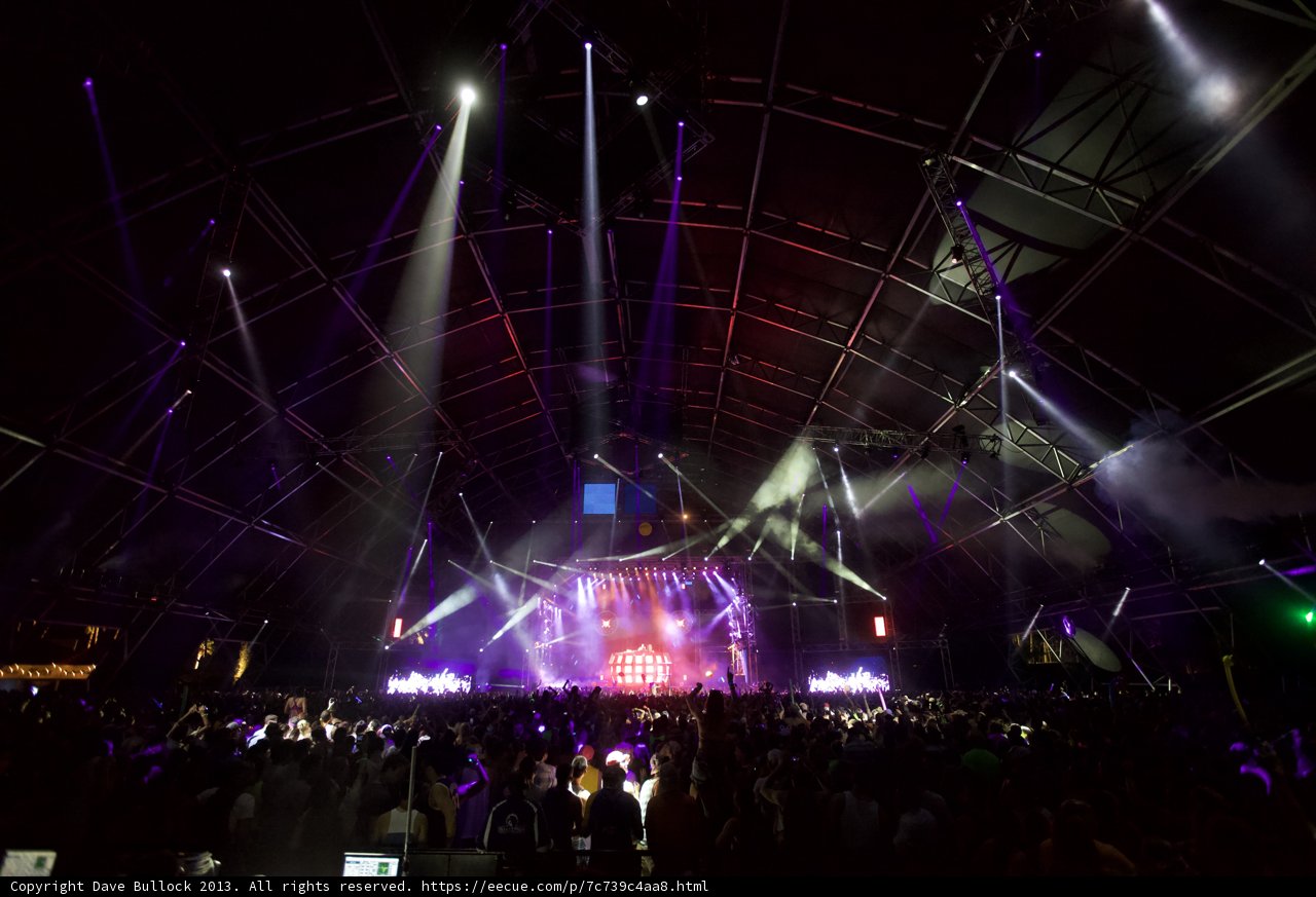 Spotlight on the Crowd